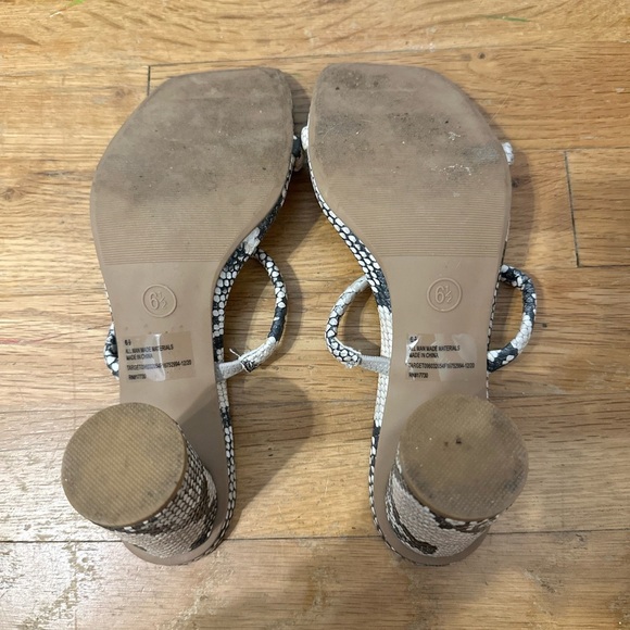 A New Day Black and White Heels with Snakeskin Print - Picture 3 of 3